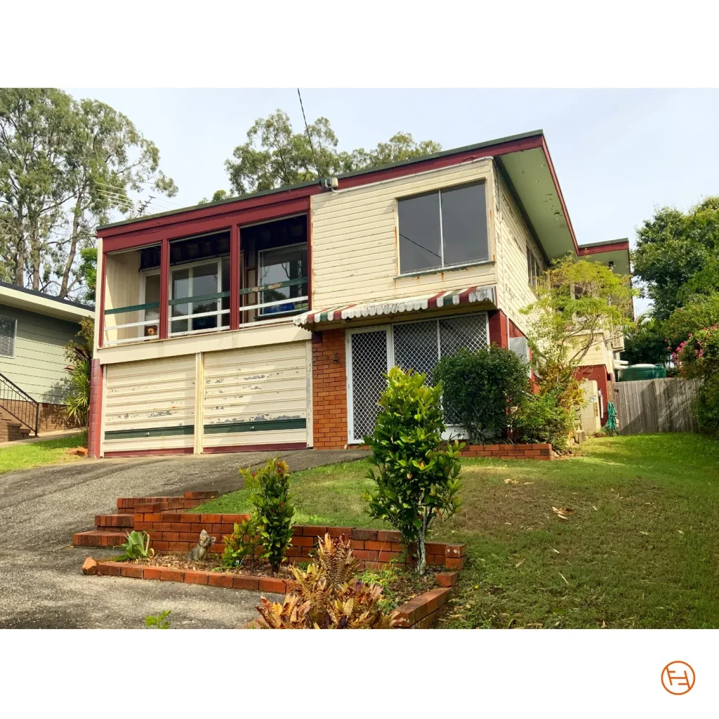 Stafford Heights Old house